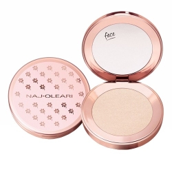 Naj-Oleari Velvet Moon Highlighter