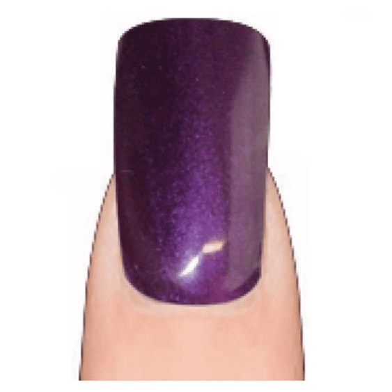 Layla Smalto Gel Colorato Removibile - 39 Purple Passion