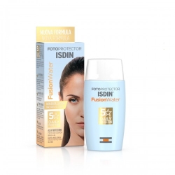 Isdin Fotoprotector Fusion Water Protezione Per Il Viso Spf50+ 50 Ml