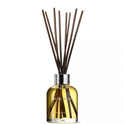Molton Brown Mesmerising Oudh Accord & Gold - Profumatore D'Ambiente Con Bastoncini 150 Ml