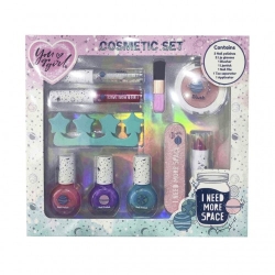 You Go Girl I Need More Space - Set di Cosmetici