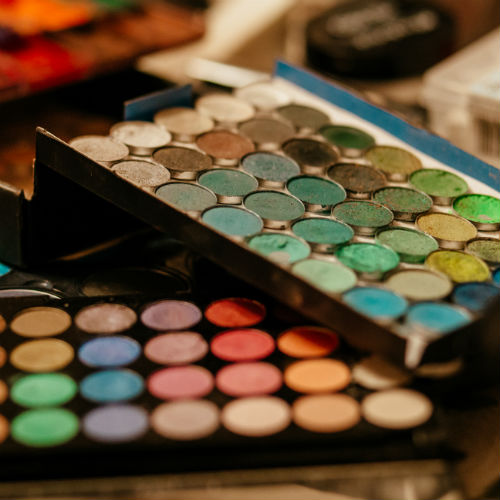 Trucco occhi metallizzato: la tendenza del momento