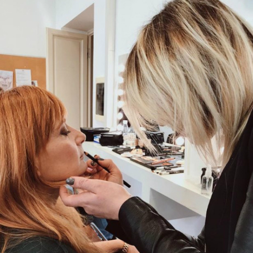 Fitting makeup: scopri come valorizzare il tuo viso con un trucco naturale